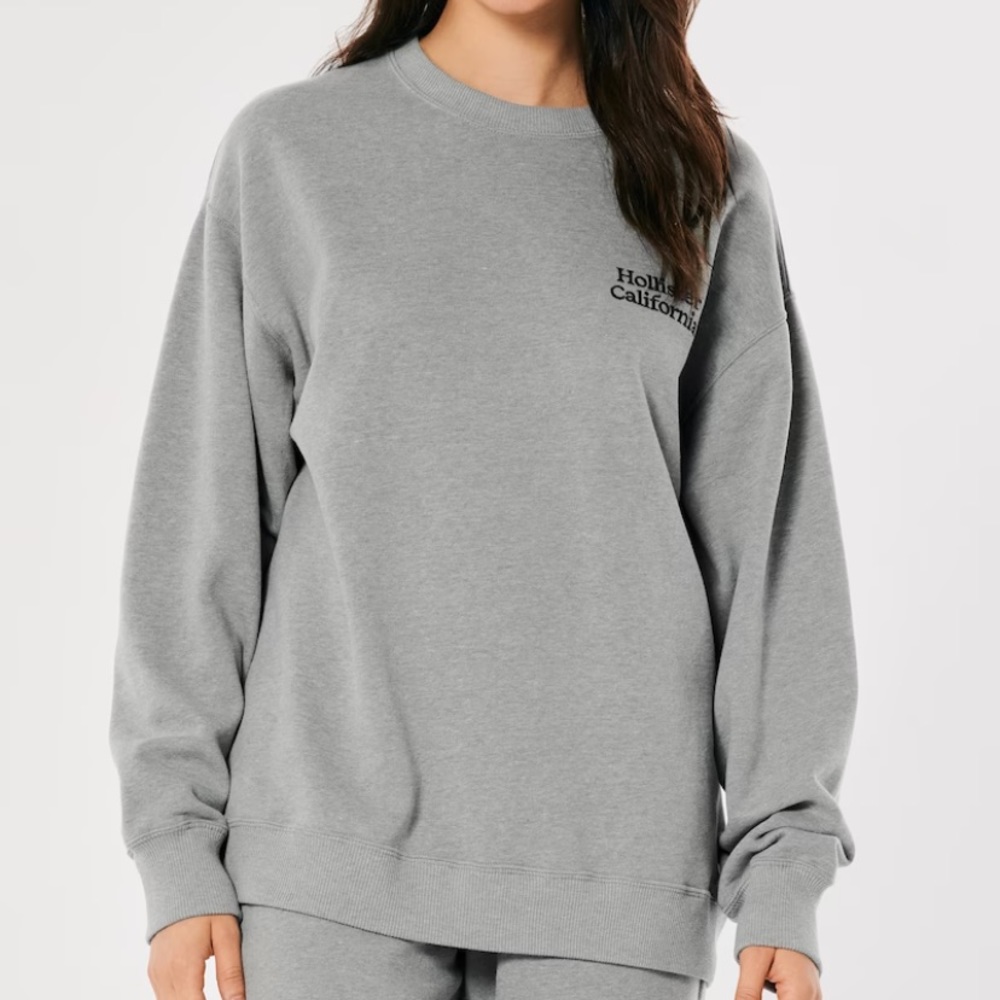Hollister California Oversized Logo Graphic Sweatshirt